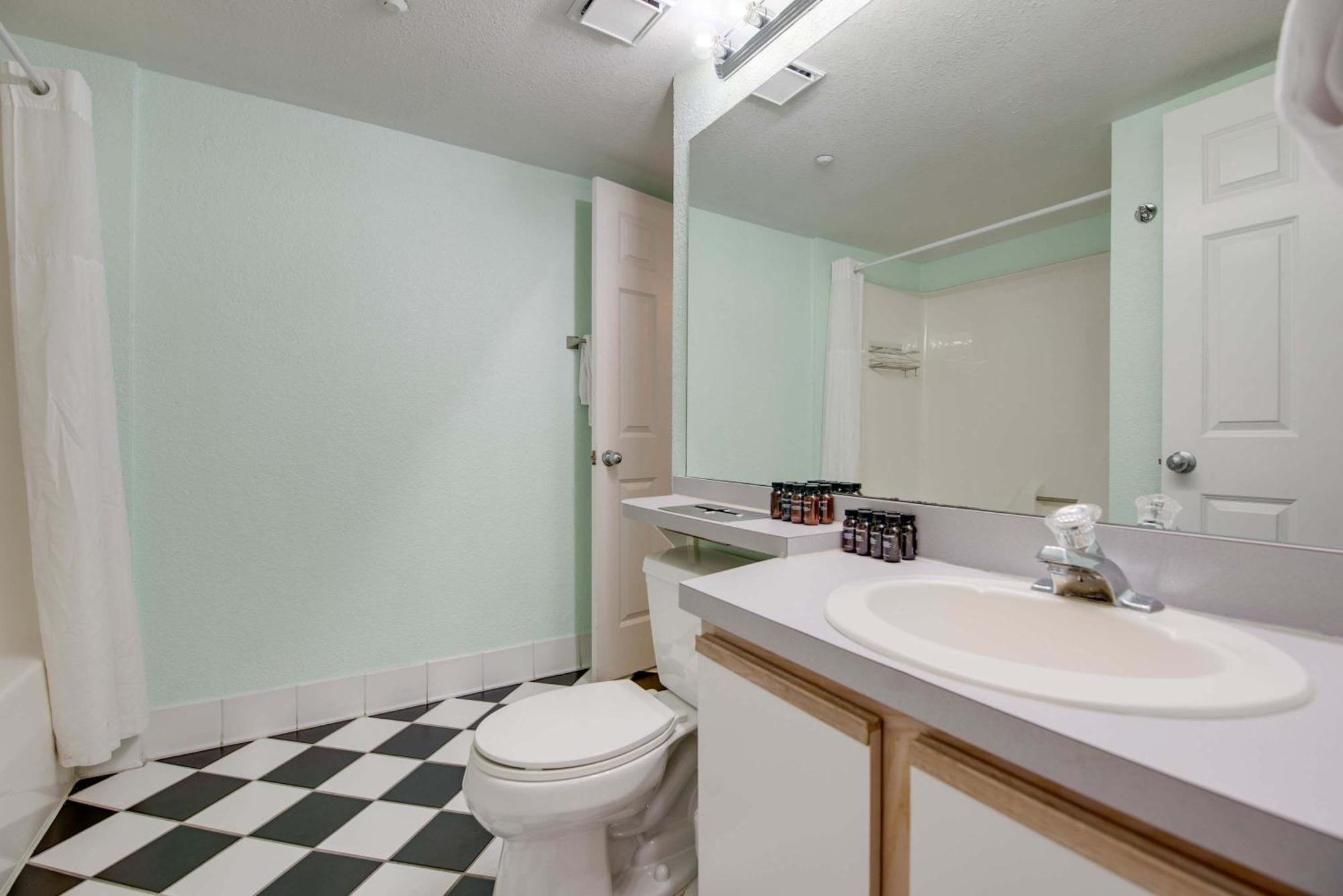 The Barbados -Bright Condo W Pool 키웨스트 외부 사진