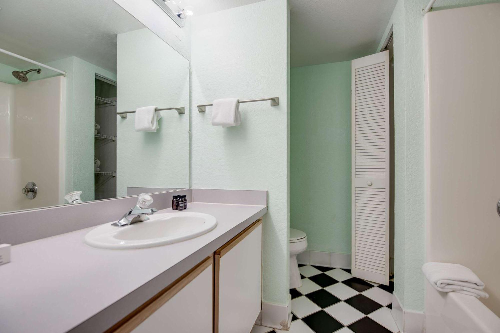 The Barbados -Bright Condo W Pool 키웨스트 외부 사진